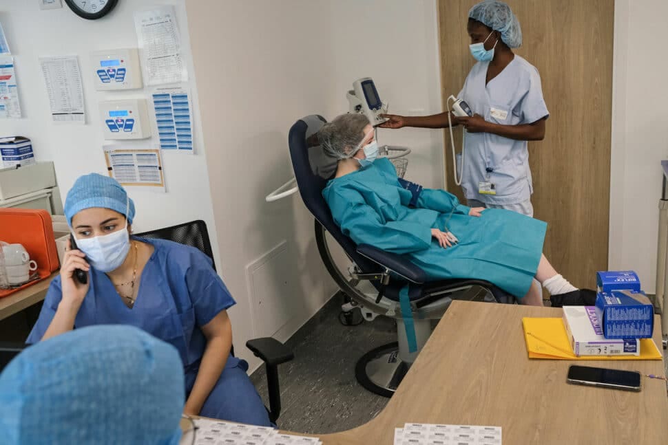 Paris Habitat contribue à une offre de soins et de proximité pour les parisiens 6 Patiente-prise-en-charge-centre-marie-therese