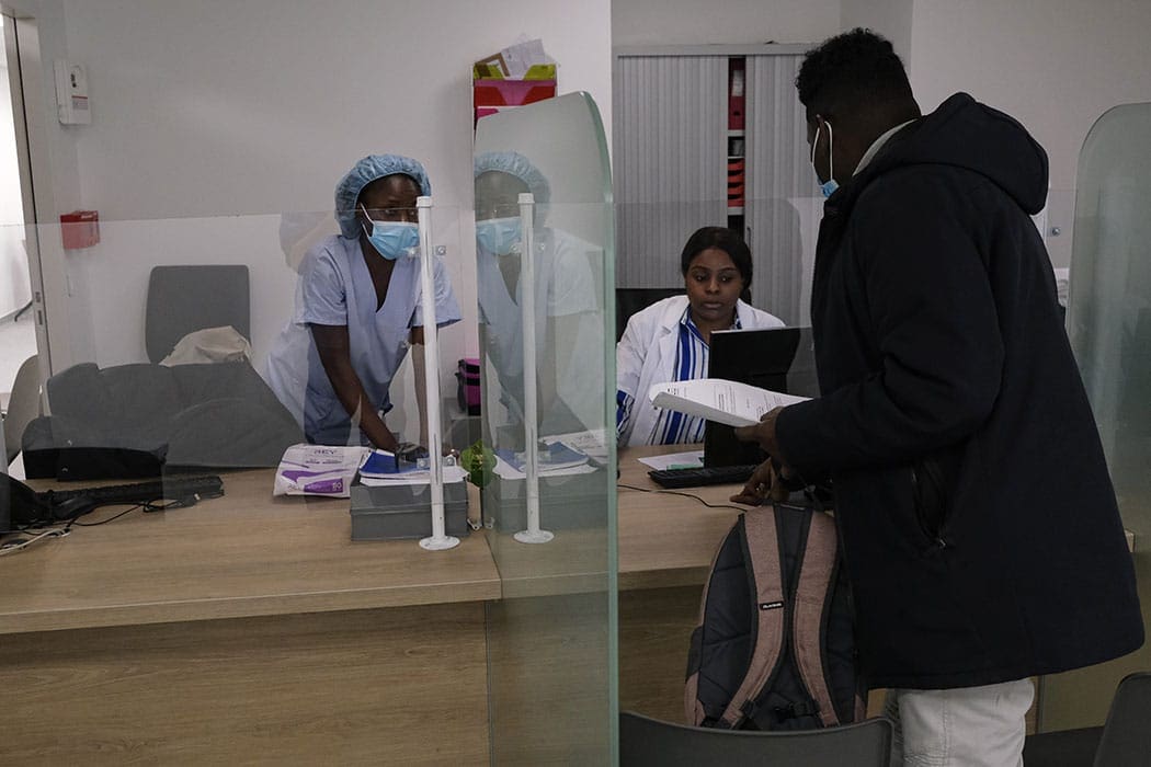 Paris Habitat contribue à une offre de soins et de proximité pour les parisiens 1 Patients-centre-de-sante-Marie-Therese