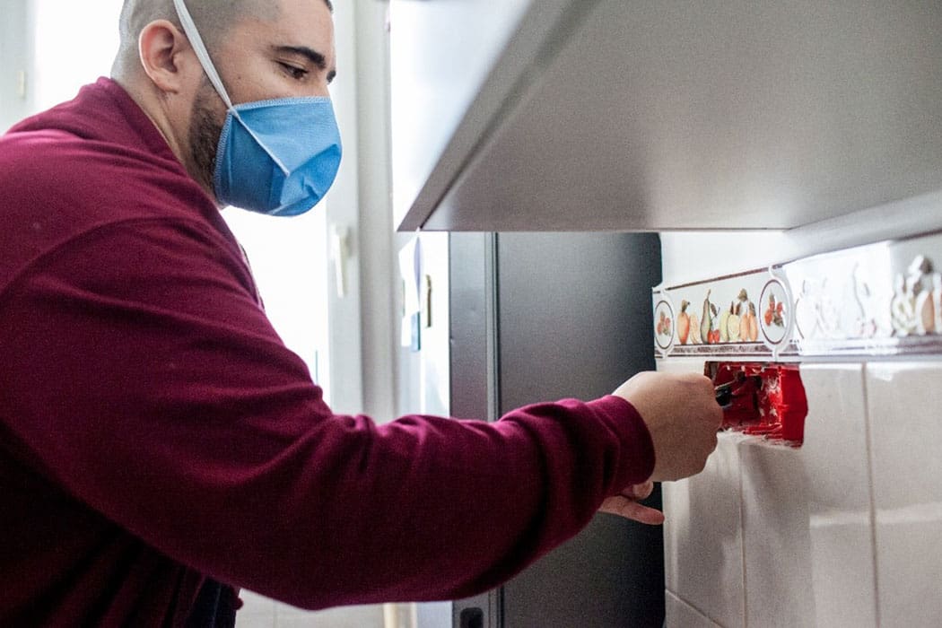 Le Bricobus est de retour 1 Travaux-Bricobus © Elodie Ratsimbazafy / Compagnons Bâtisseurs 2021