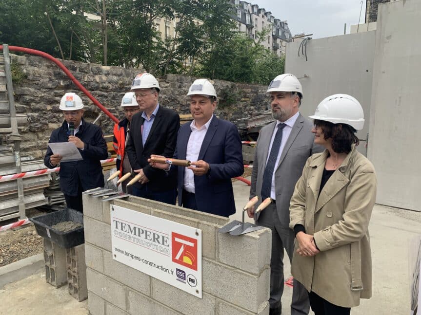 Première pierre des deux projets de pensions de famille au 1-3 Villa des tulipes et 14 rue du roi d’Alger (18e) 1 IMG 3460